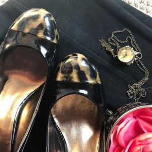 🌸 SOLD 🌸 Nine West Patent Black Heels